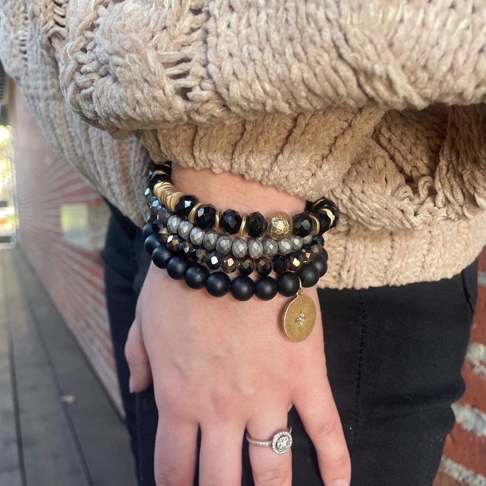 Dawn stacked bracelet in black